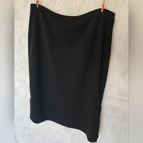 Beechers Brook Embroidered Romance Midi Skirt - Picture 4 of 7